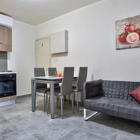 Central Apartment