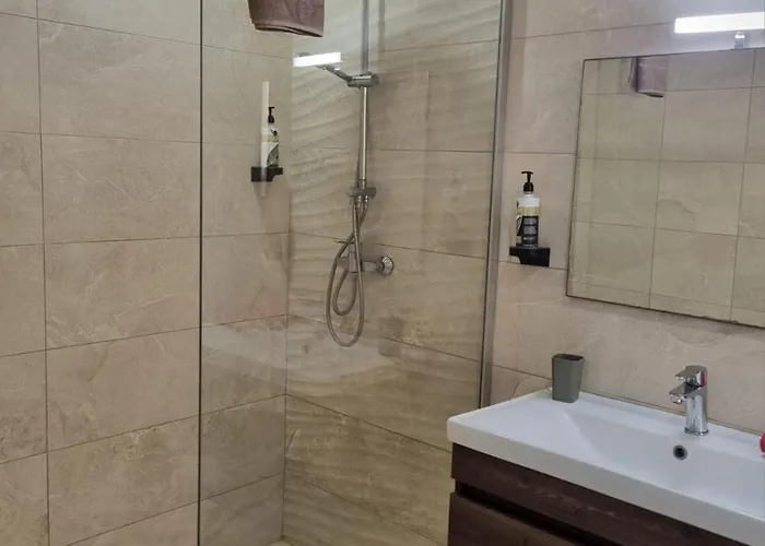 セントラル スイーツ セント・ポールズ・ベイ