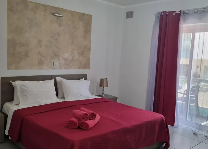 セントラル スイーツ アパート